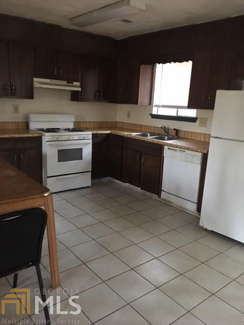 3146 Caliente Ln