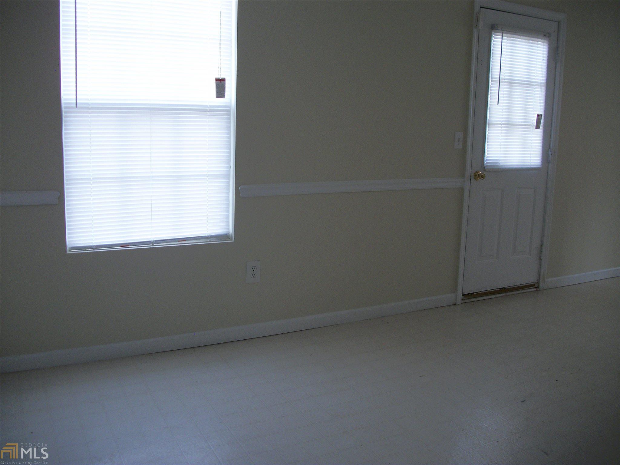 194 Darien Ct