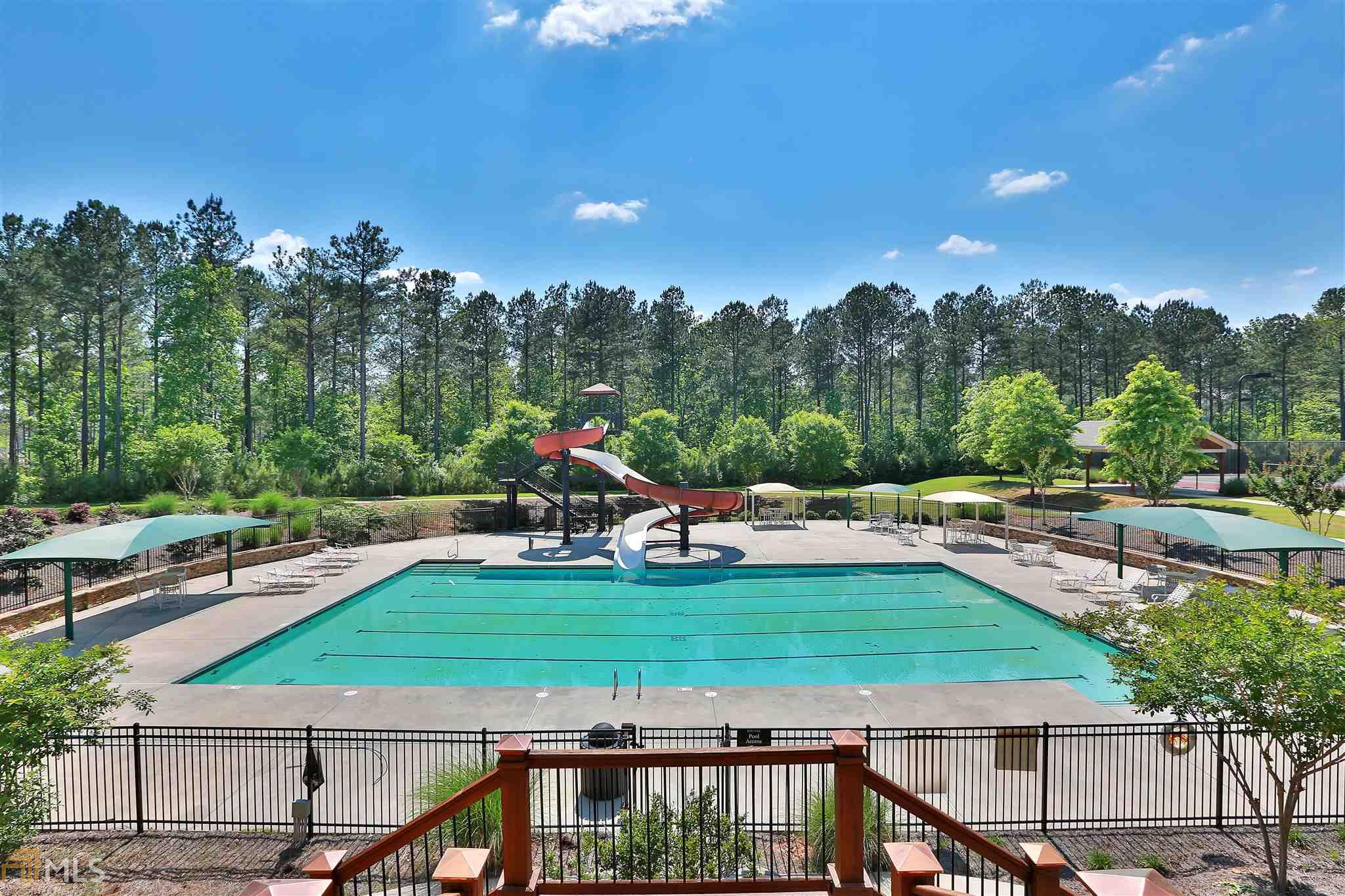 300 Northcrest