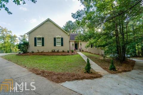 612 Moore Rd