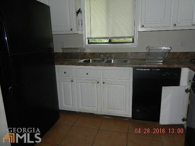 6207 Tucker Ln, Union City GA 30291