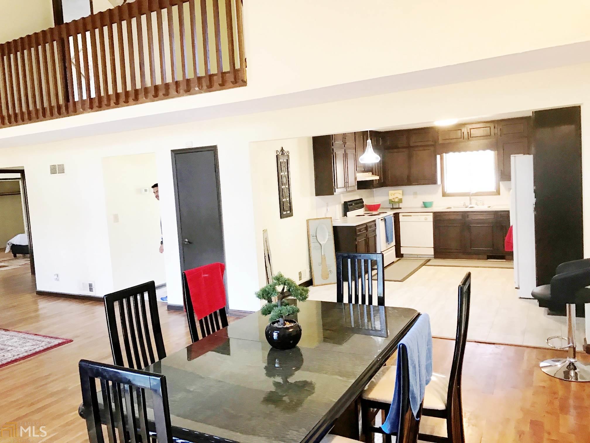 40 N Lakeside Dr