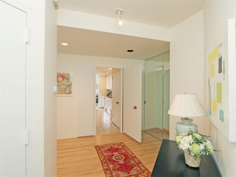 2660 Peachtree Rd NW #13A