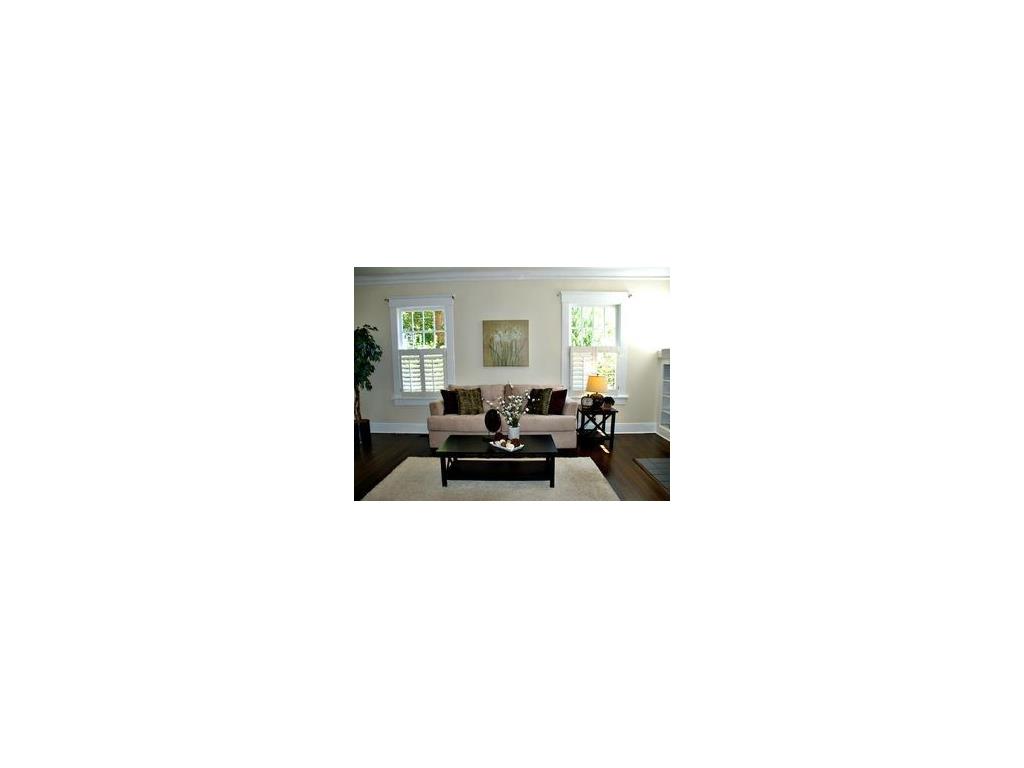 604 Linwood Ave NE
