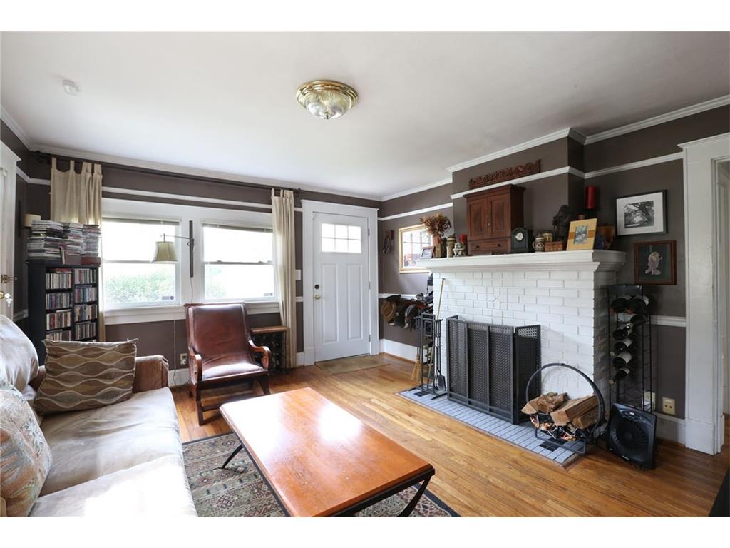 307 Clifton Rd