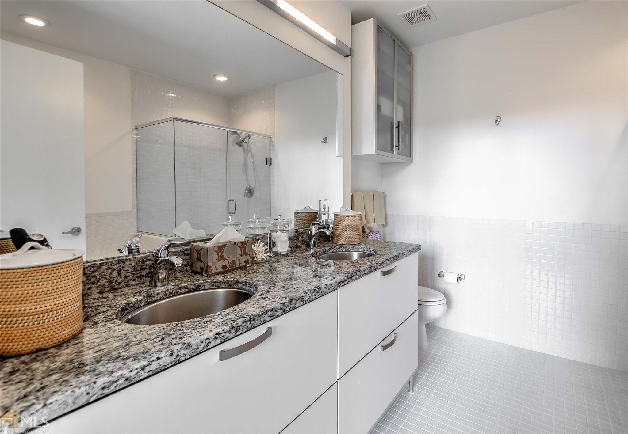 245 N Highland # 223