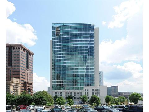 923 Peachtree St #826