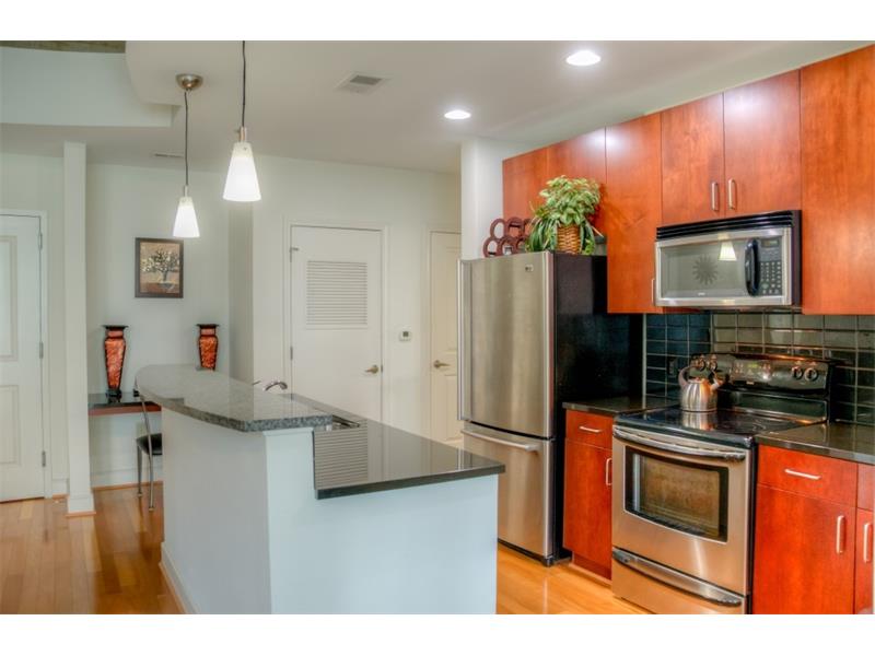44 Peachtree Pl NW #1030