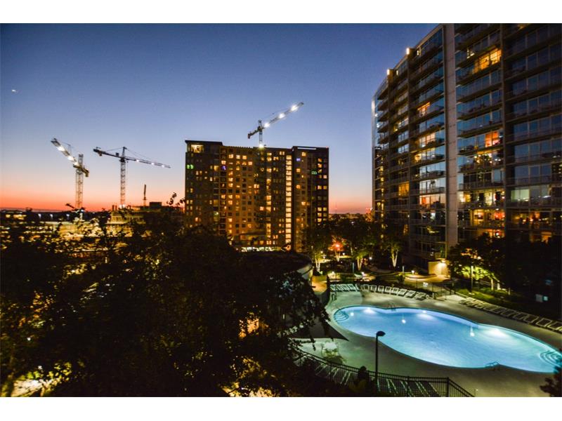 950 W Peachtree St NW #914