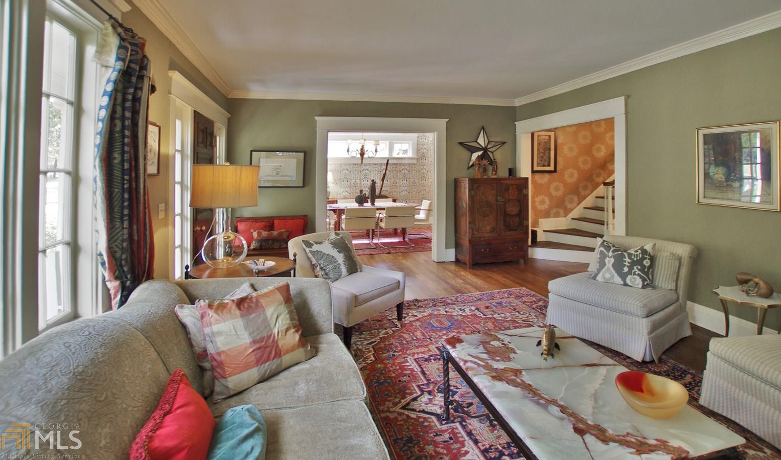 36 Standish Ave