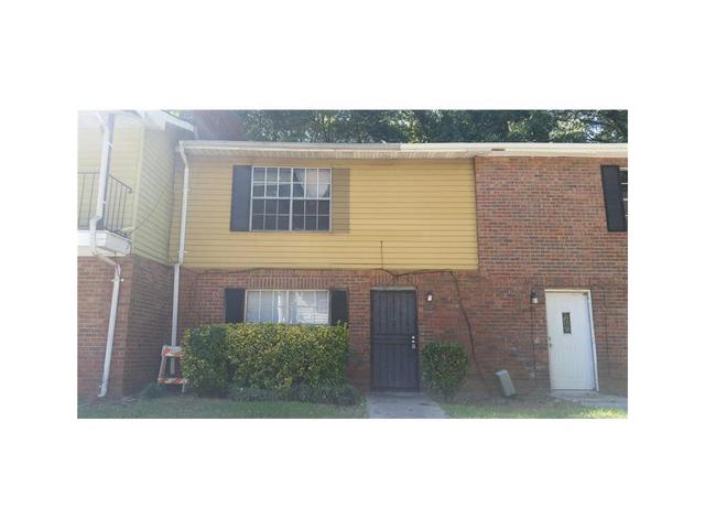 1877 Whitehall Forest Ct SE