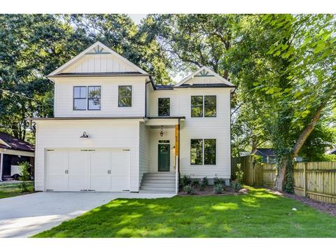 75 E Lake Dr SE