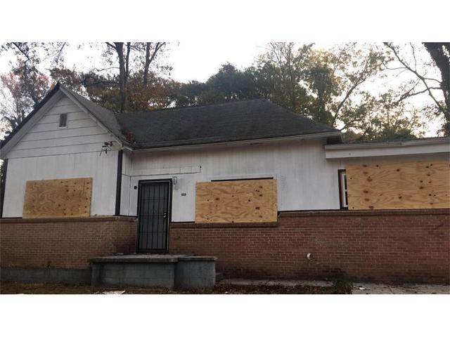 817 Harwell Rd NW