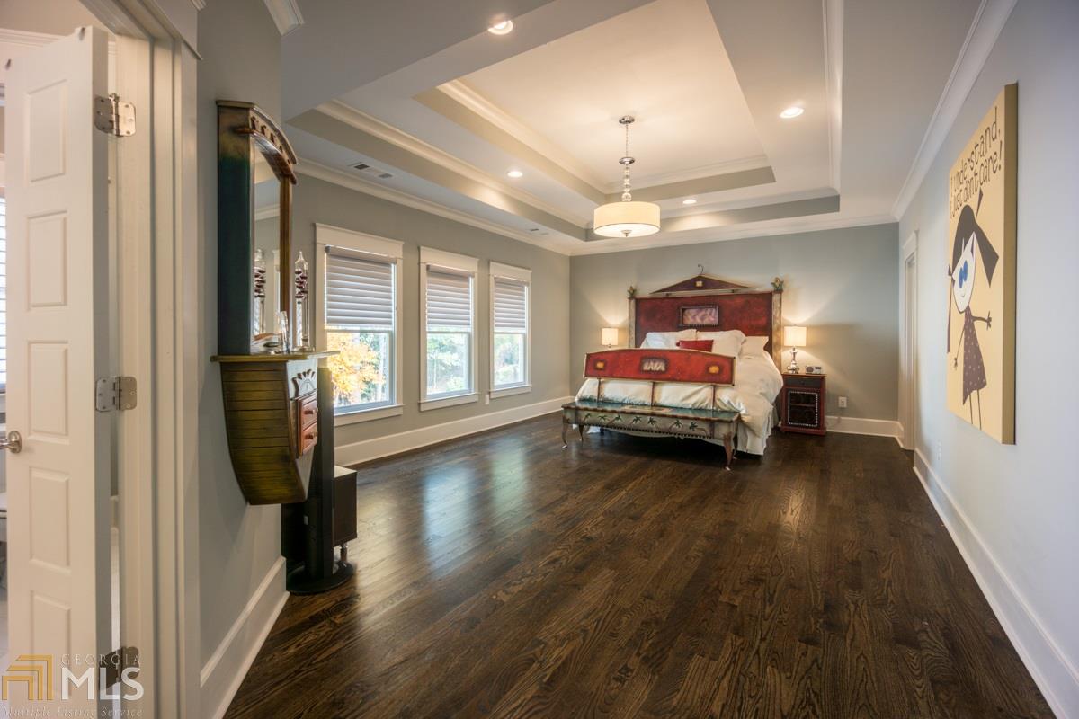2770 Valvedere Dr