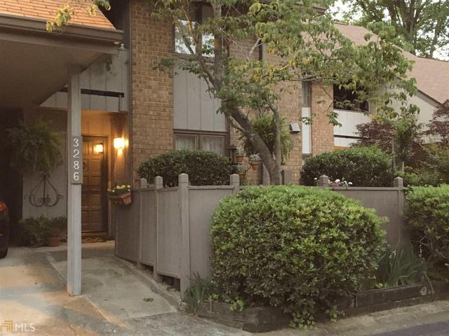 18 Ivy Rdg NE #18