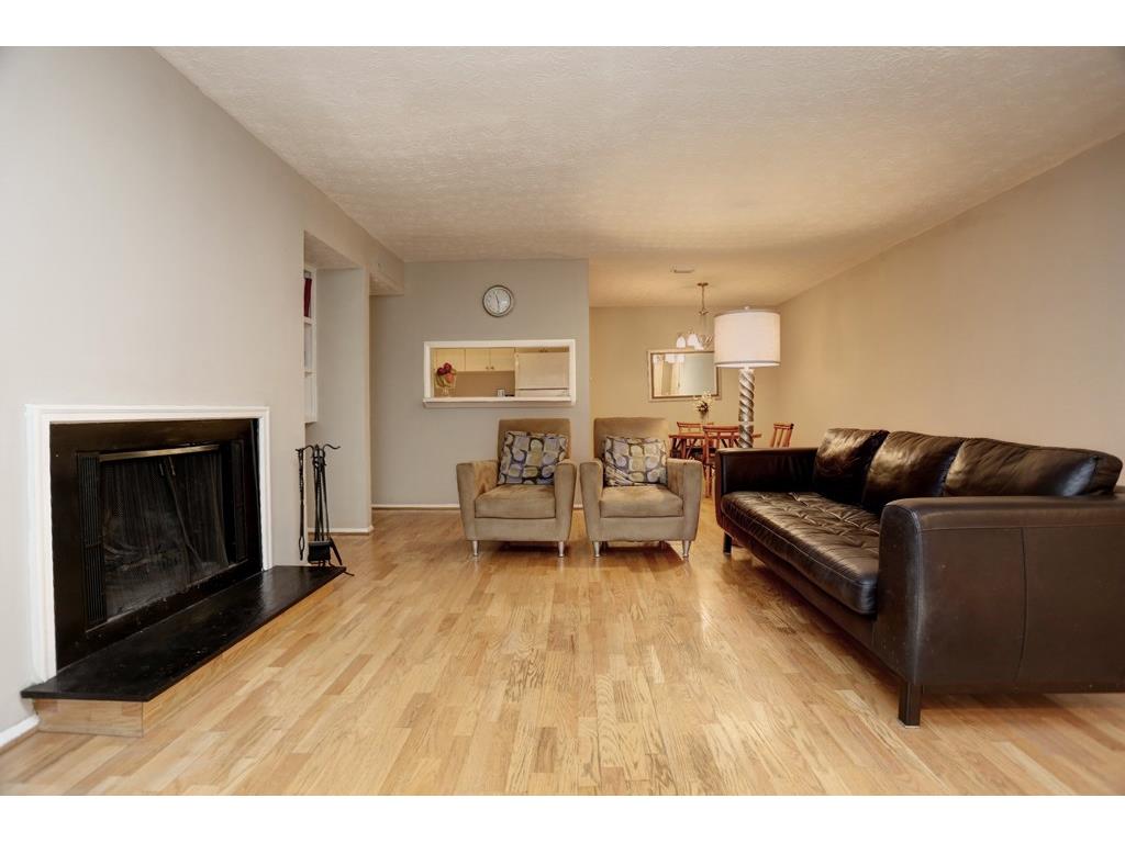 1230 Woodland Ave #4