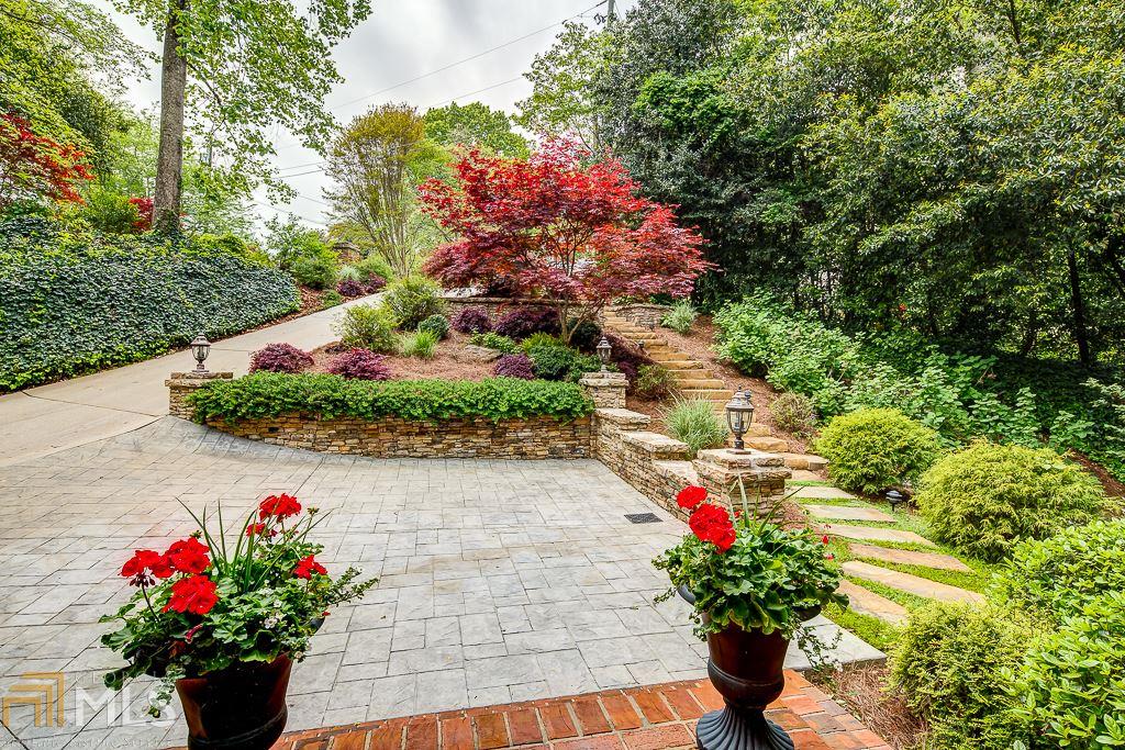 960 Winding Creek Trl