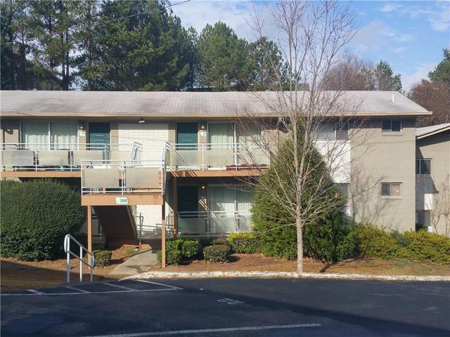 1998 Shalimar Dr NE