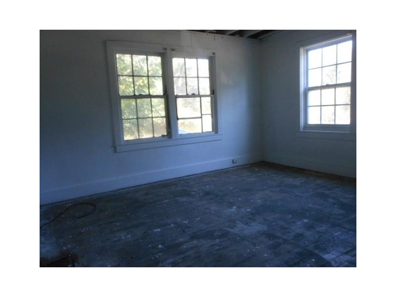 1418 Bolton Rd