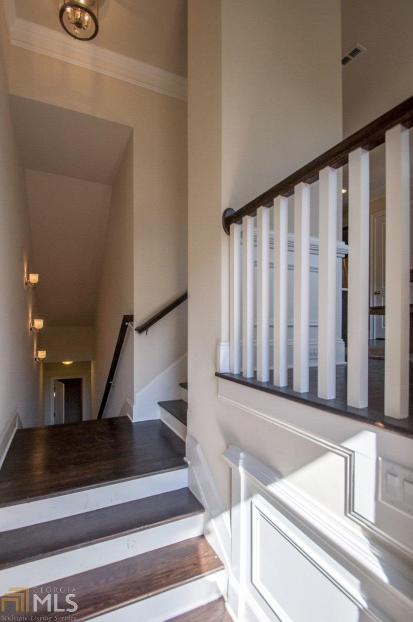 1140 Holly Ave #1140