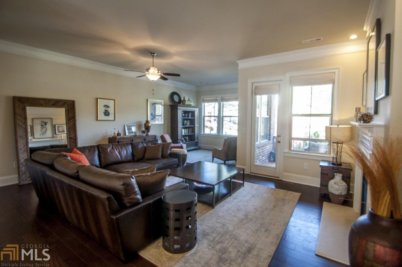 1140 Holly Ave #1140