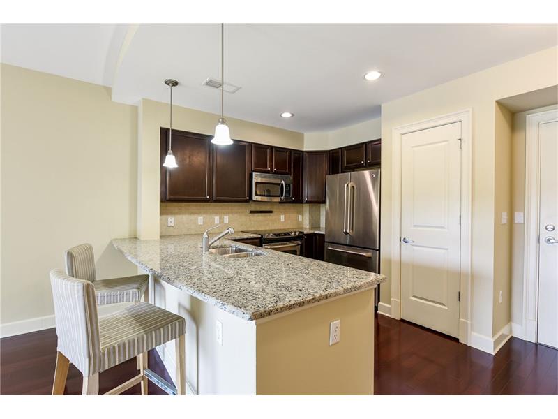 200 River Vista Dr #401