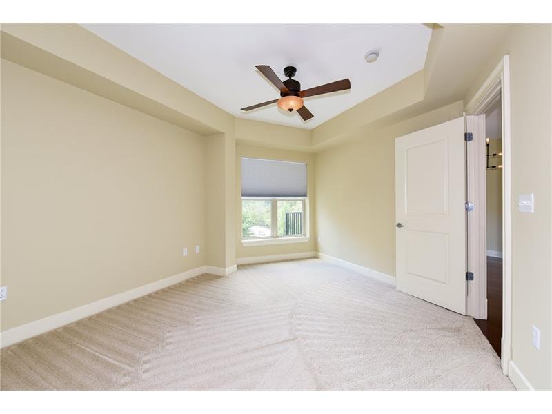 200 River Vista Dr #401