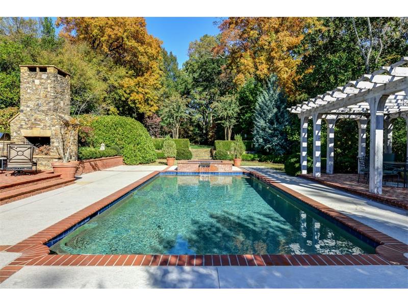 63 Blackland Rd NW