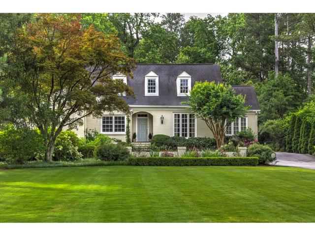 415 Valley Rd NW