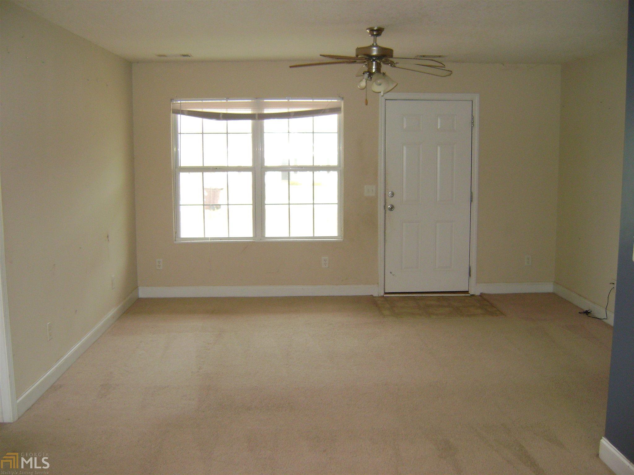 8 Meadow Dr