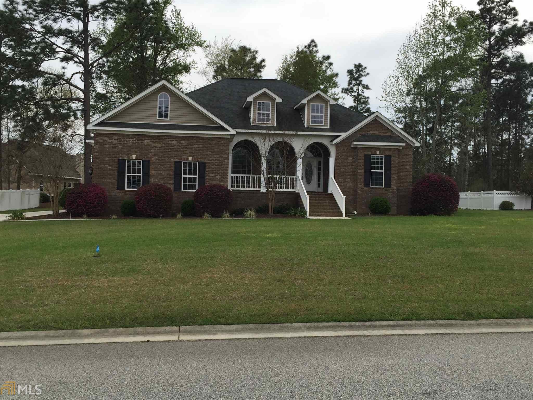902 Brittany Ln