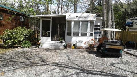 39 Rattlebox Dr