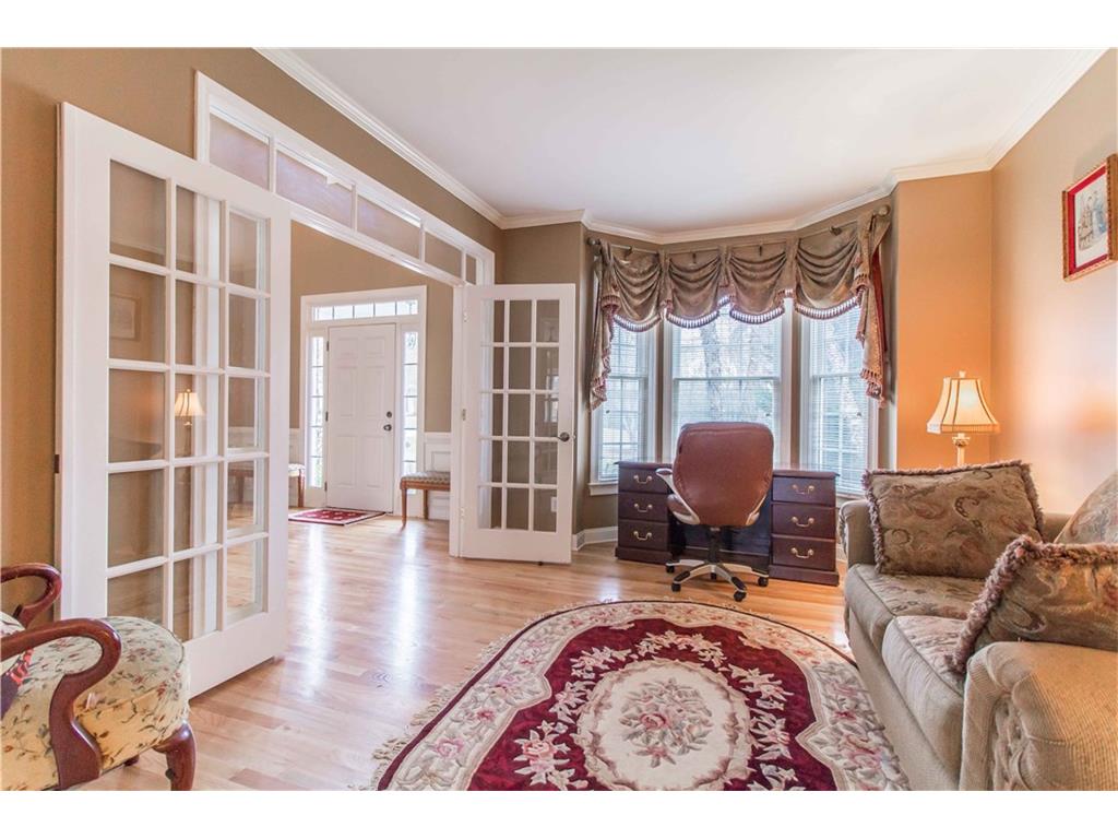 341 La Perla Dr