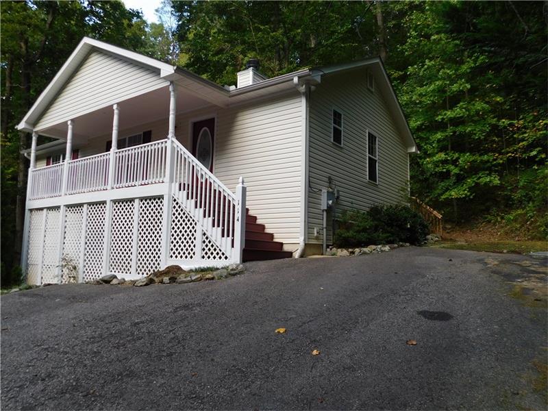 114 Chestatee Dr
