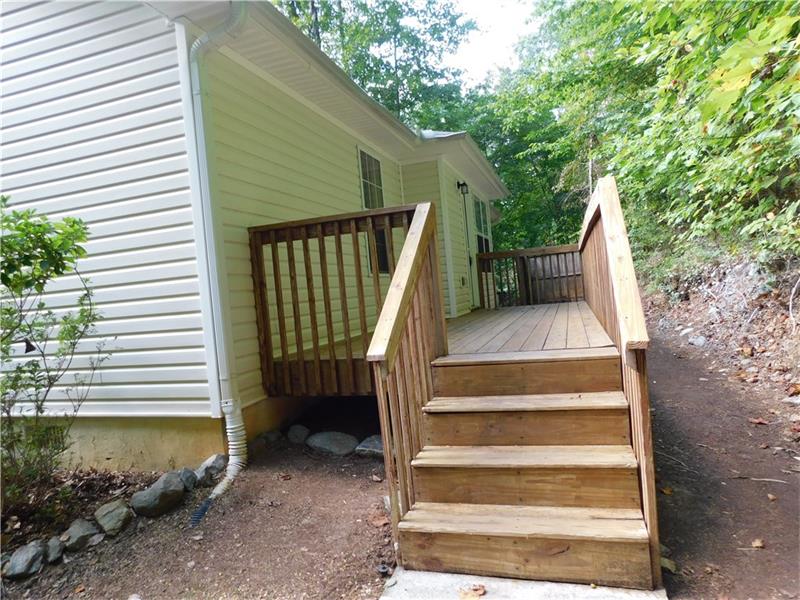 114 Chestatee Dr