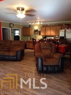 1669 Price Rd