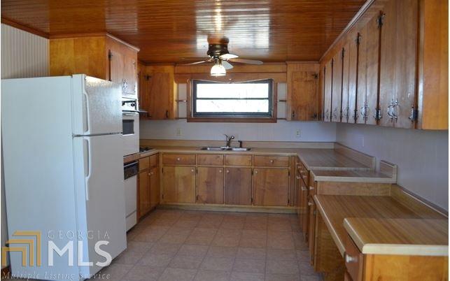 1605 Fox Bridge Rd