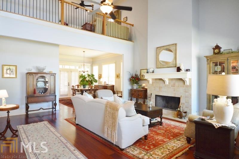 412 Woodhaven Dr