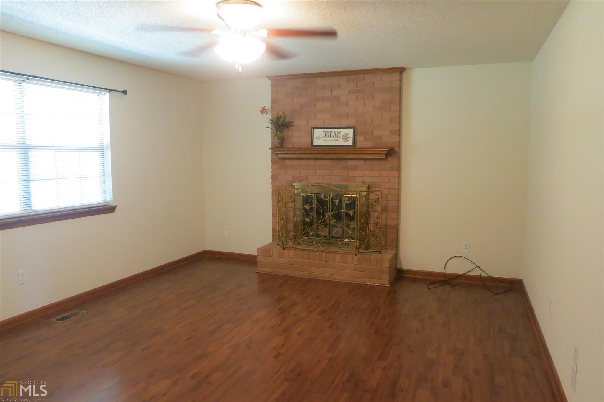 204 Chesterton Dr
