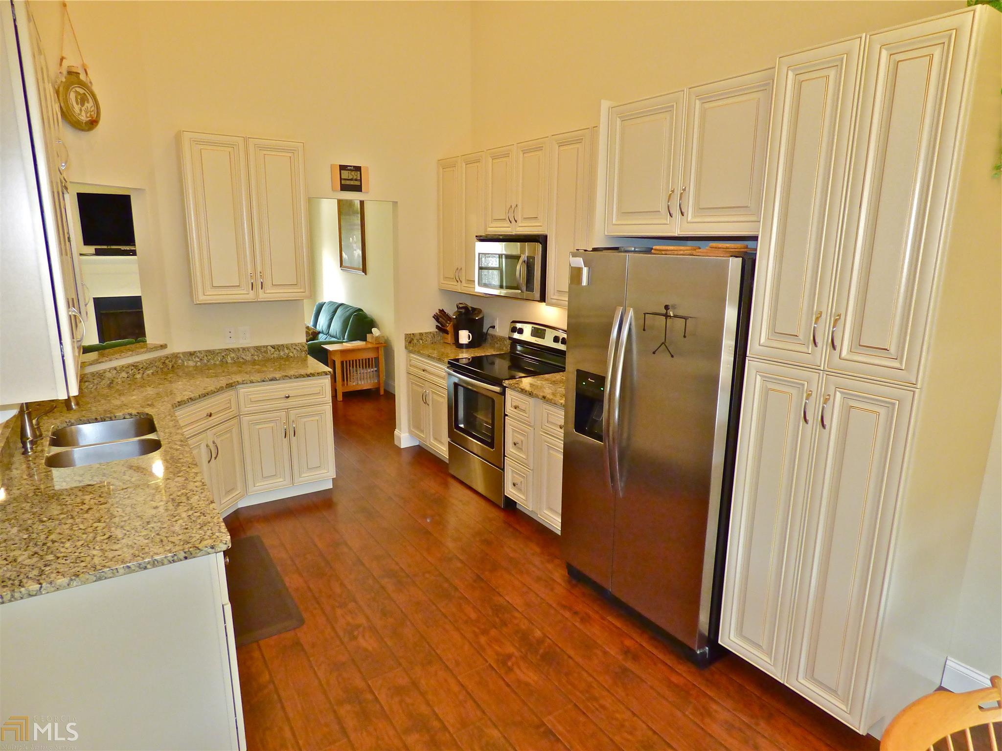 334 Shadow Lake Dr
