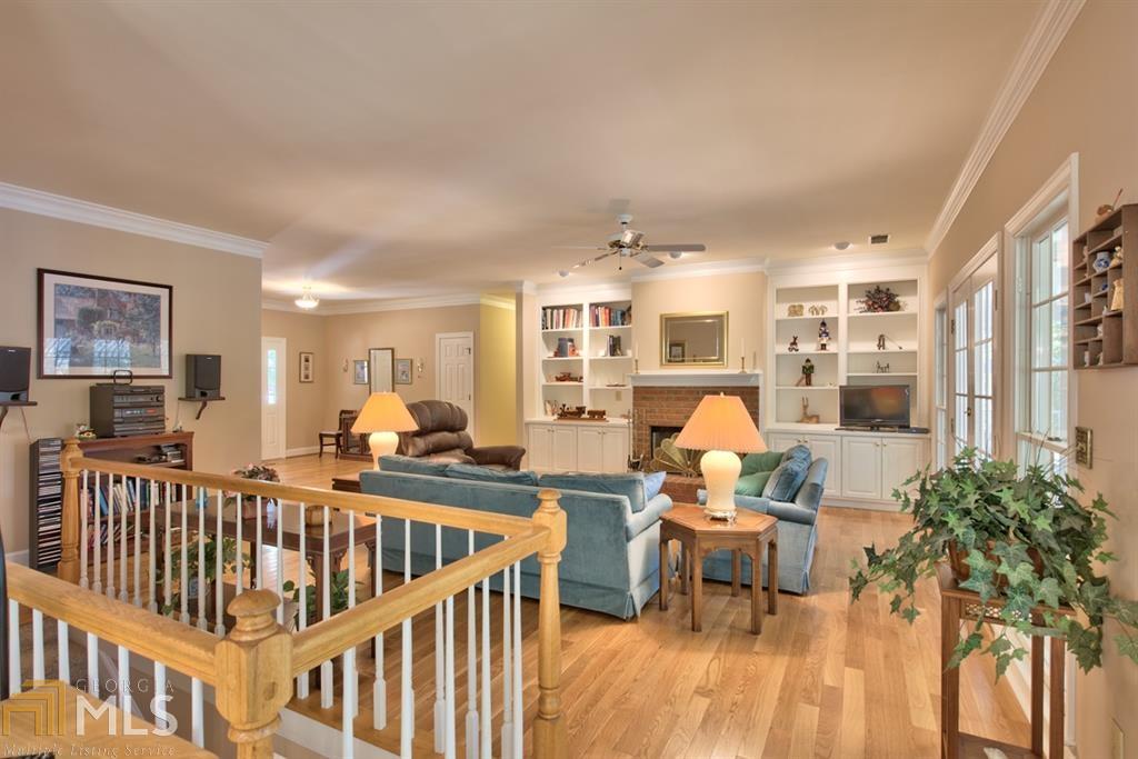 1211 Bennett Springs Dr
