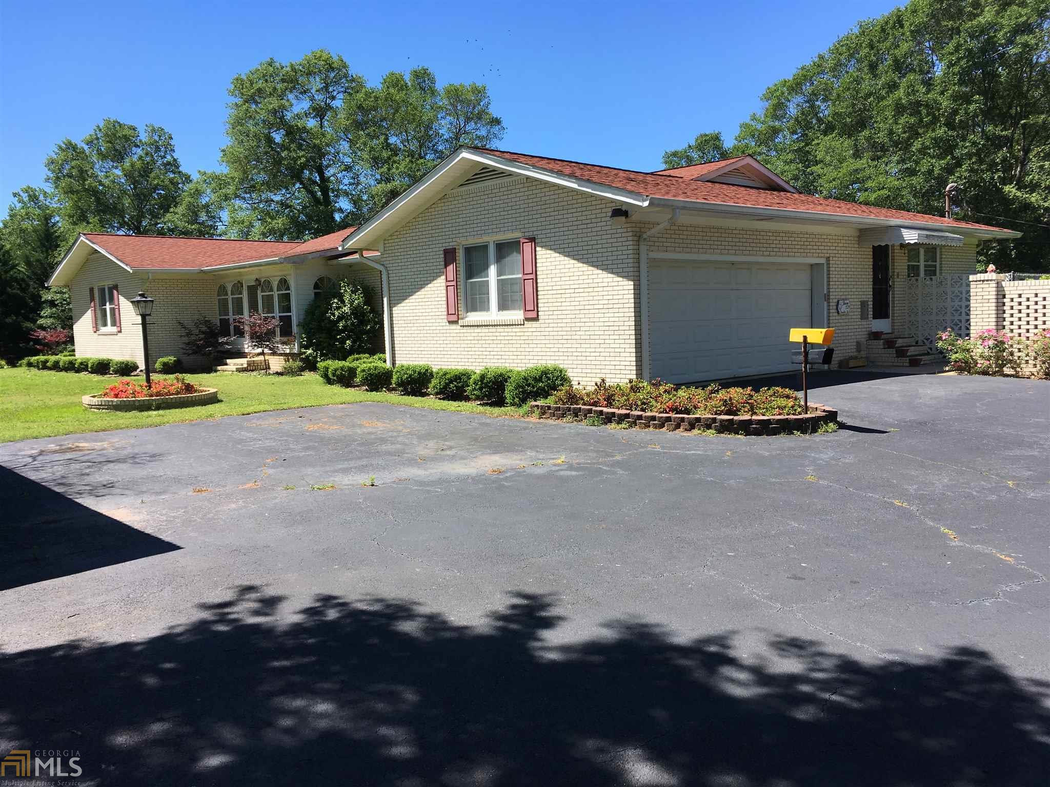 11 Bramblewood Dr