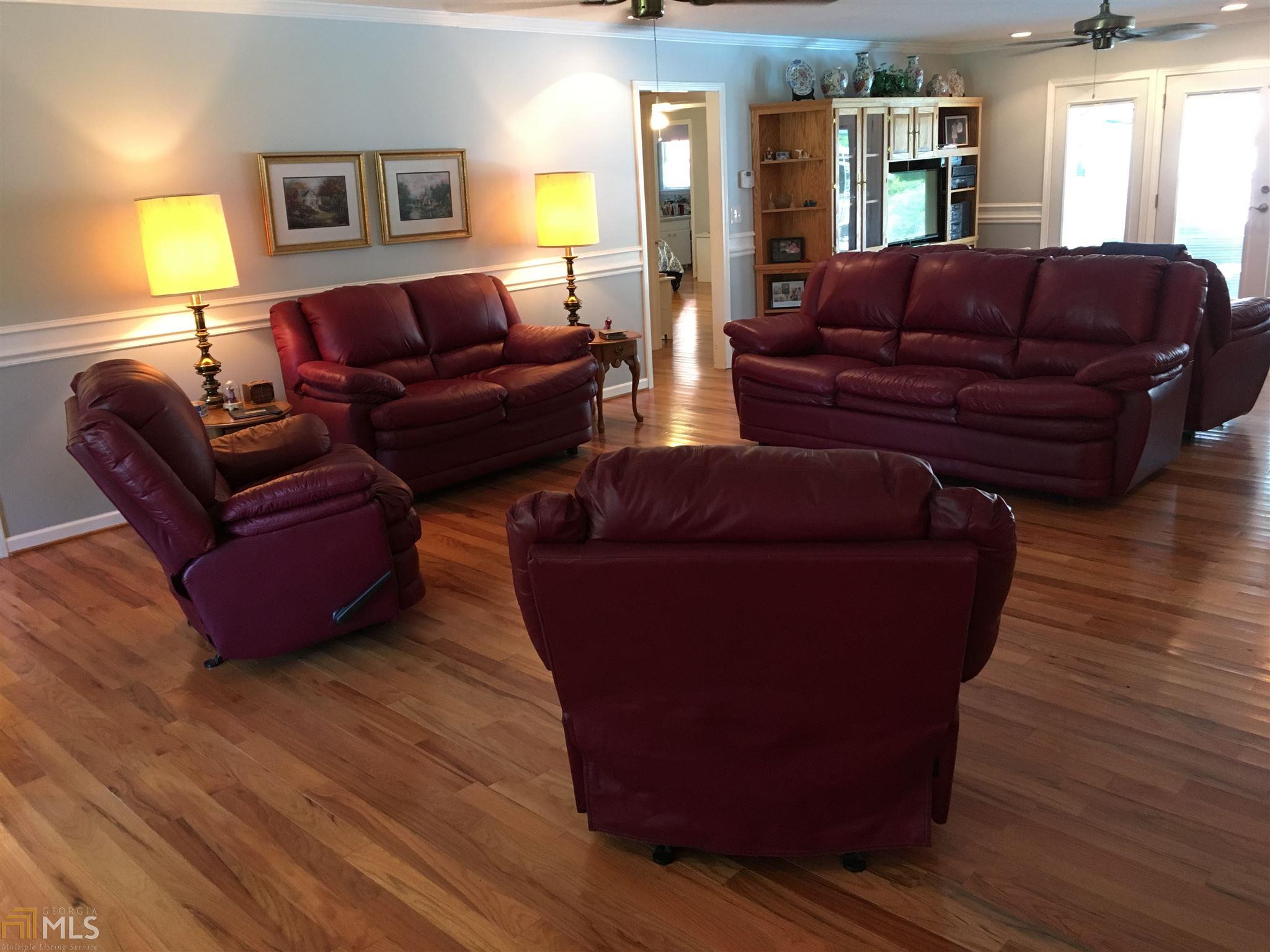 11 Bramblewood Dr