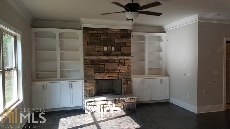 2700 Brookhaven Dr
