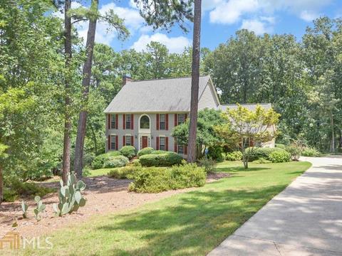 27 St Ives Cir