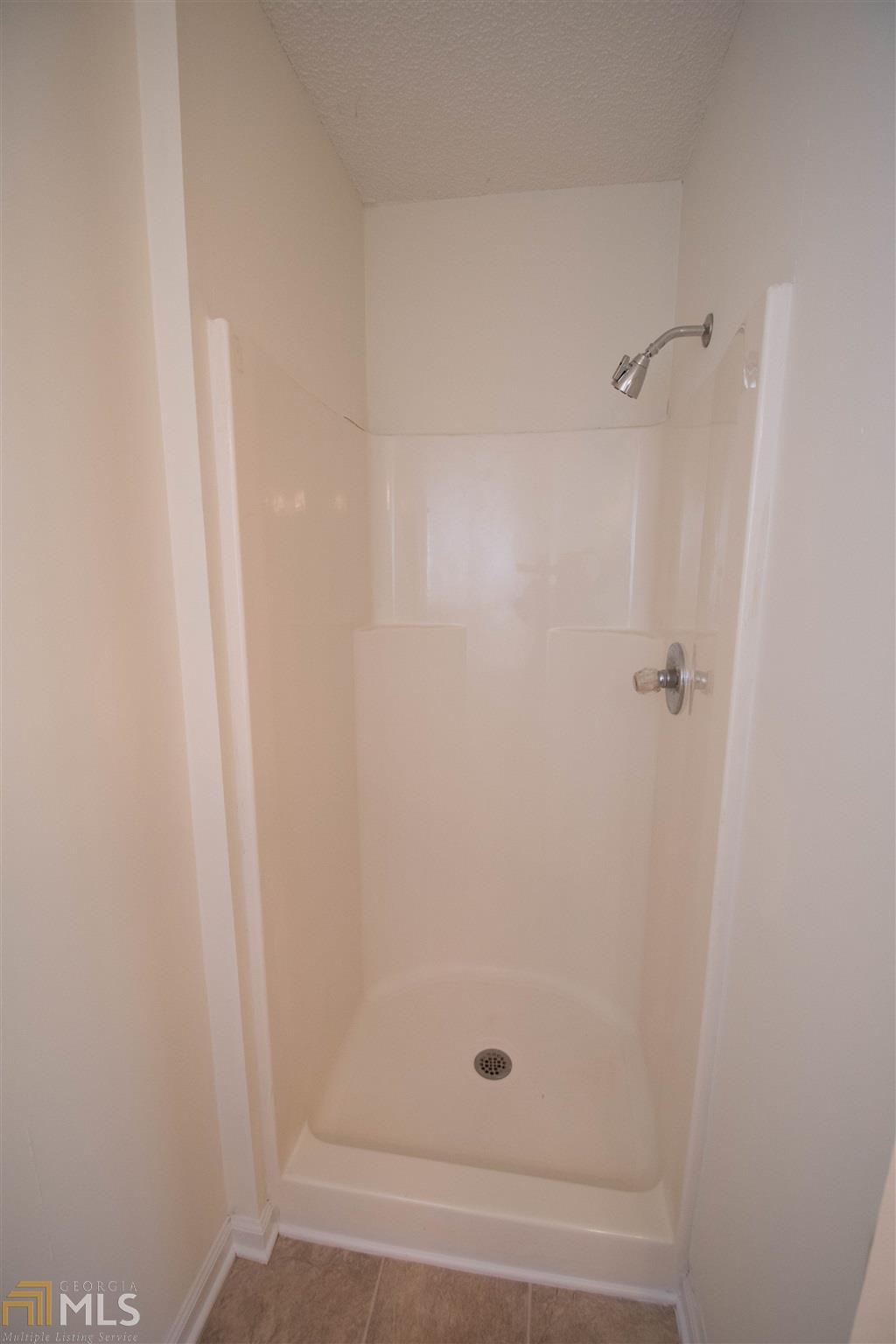 160 Wendy Ln