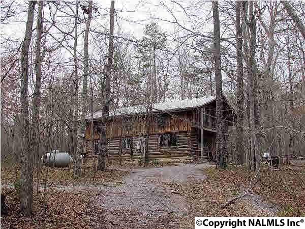 4243 Cloverdale Rd