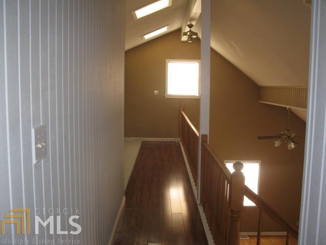 10 Willow St