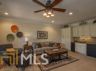 905 Greensboro Rd #310