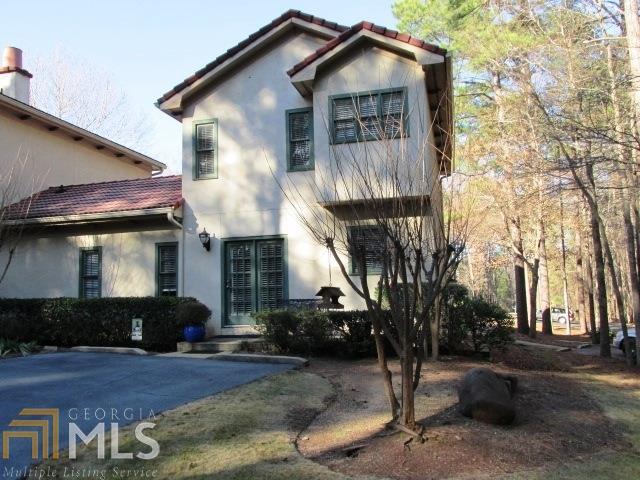 1011 Apple Orchard Ln
